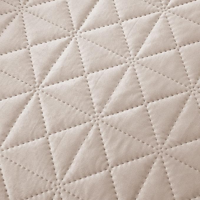 Ameritex Sofa Cover Waterproof for Seats Couch Cover for Dogs Pet Couch Cover Velvet for Chair Loveseat Sofa Machine Washable (Beige, 30x80 Inch)