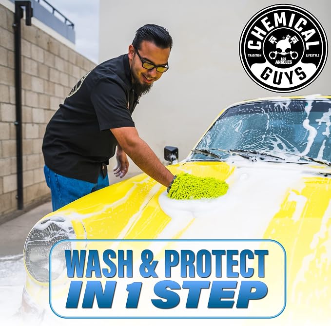 Chemical Guys, HydroSuds Ceramic High Foaming Car Wash Soap, Berry, 64 oz | Ceramic polymers add gloss and water beading, thick foam for cannons, guns or buckets, sweet berry scent