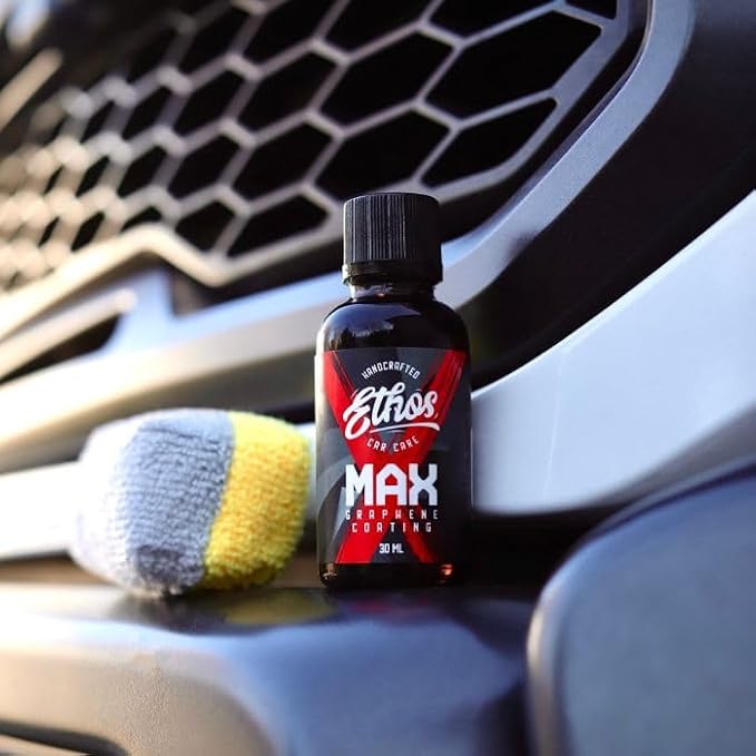 Graphene MAX Coating - Heavy Duty Protection - Graphene Ceramic Coating | 7+ Years Of Protection | Incredible Hydrophobic - Perfect for Daily Drivers (1-50ML Bottle & Prep Kit)